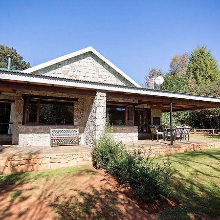 Big Oak Cottages Dullstroom Eksteriør billede